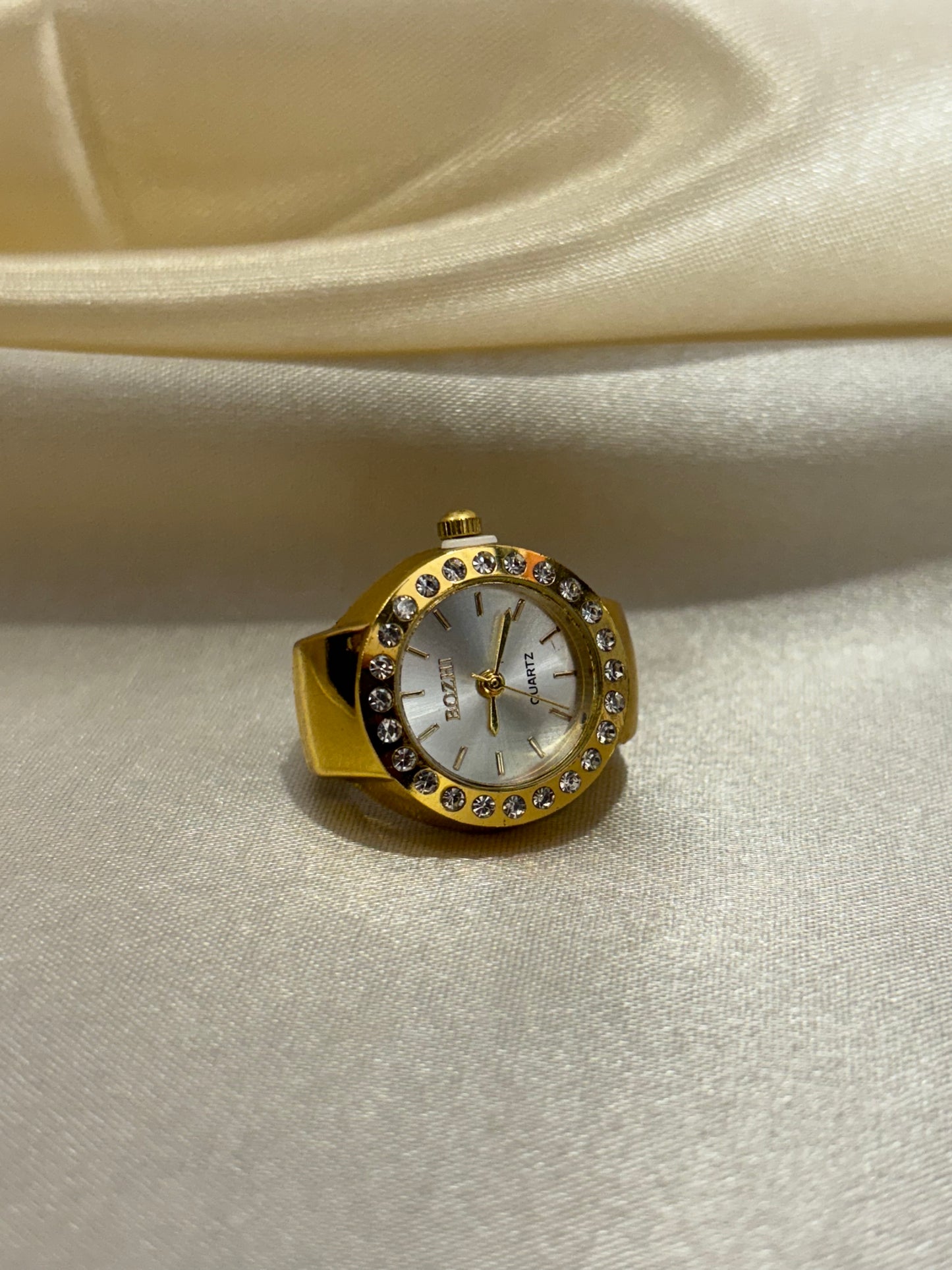 Ring watch