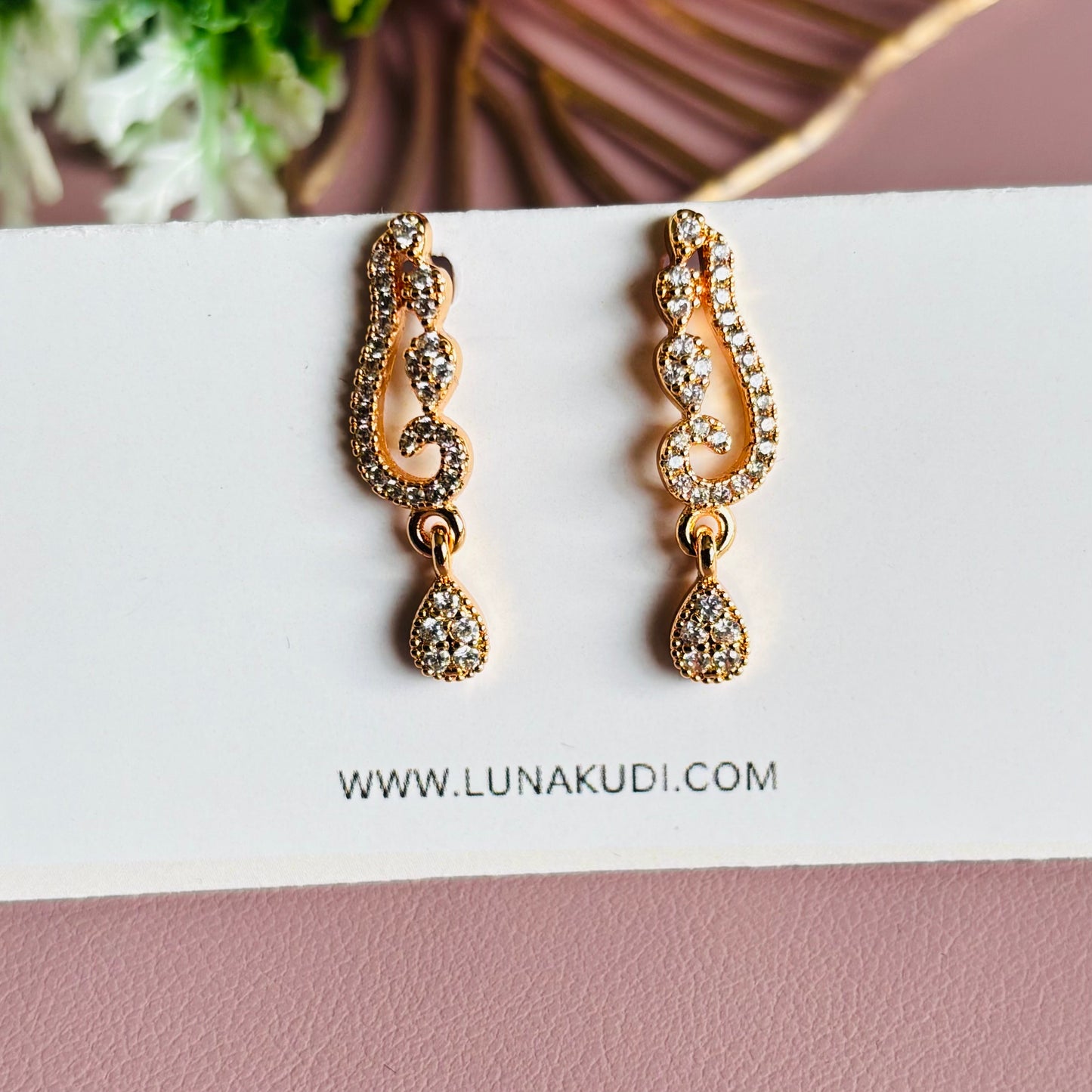 Elegant AD Pendant Set (without chain)