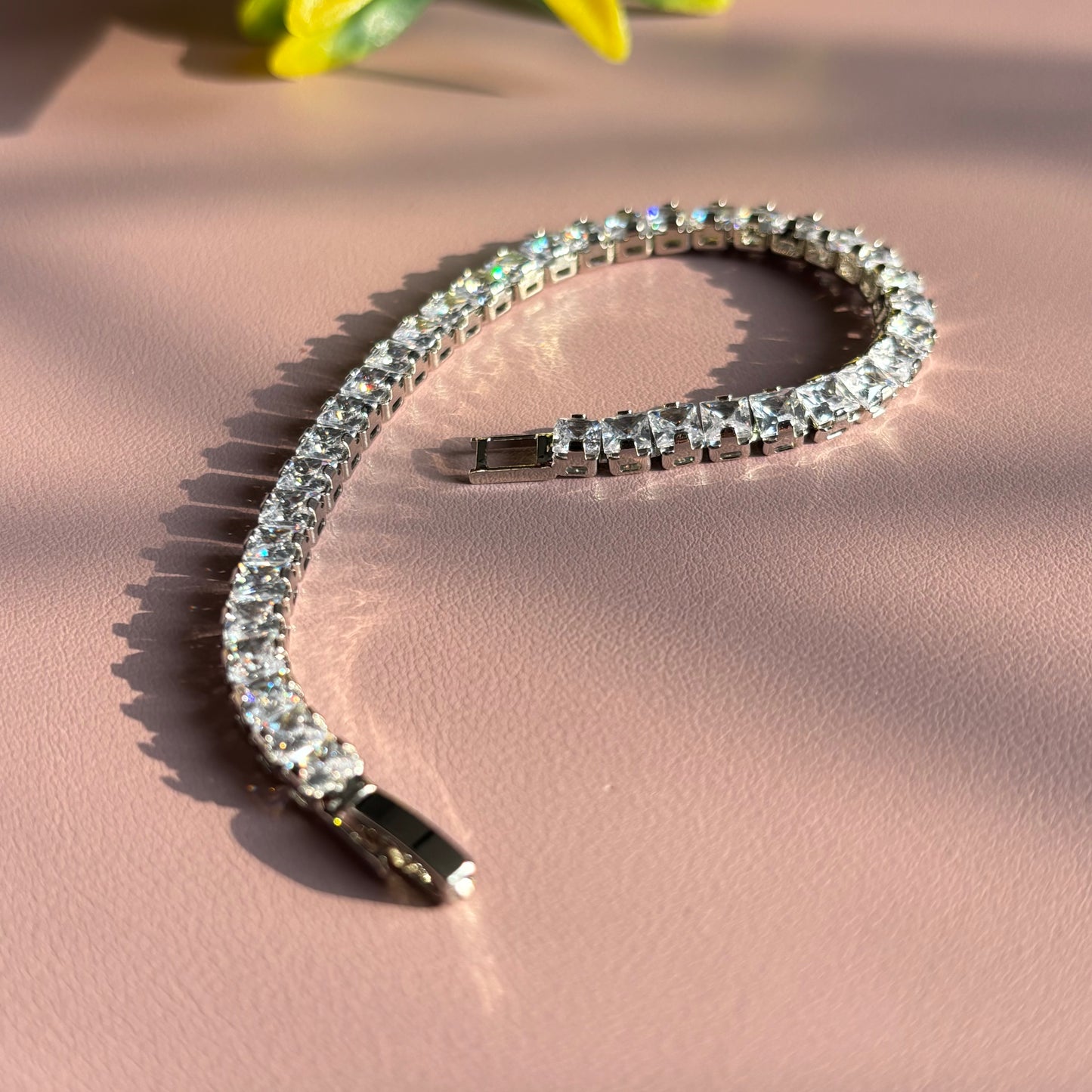 Tennis Bracelet – Effortless Elegance in Every Sparkle