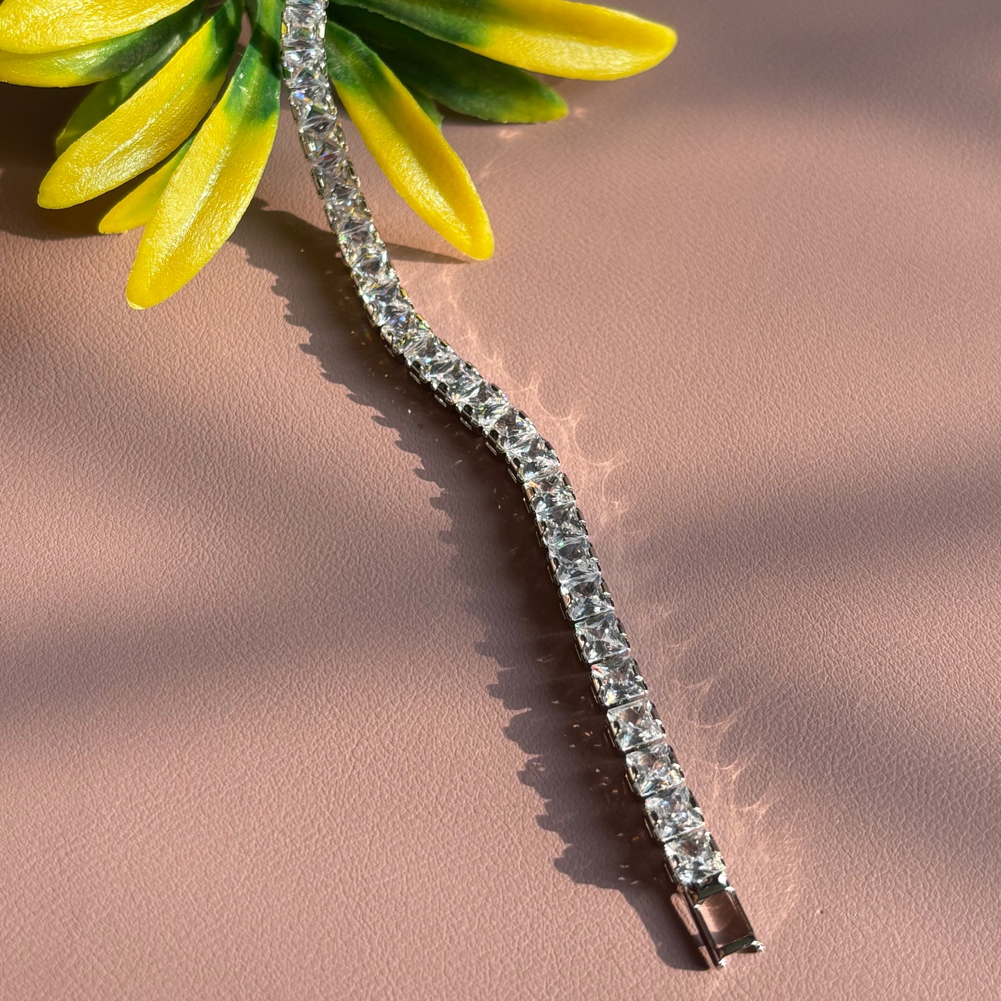 Tennis Bracelet – Effortless Elegance in Every Sparkle