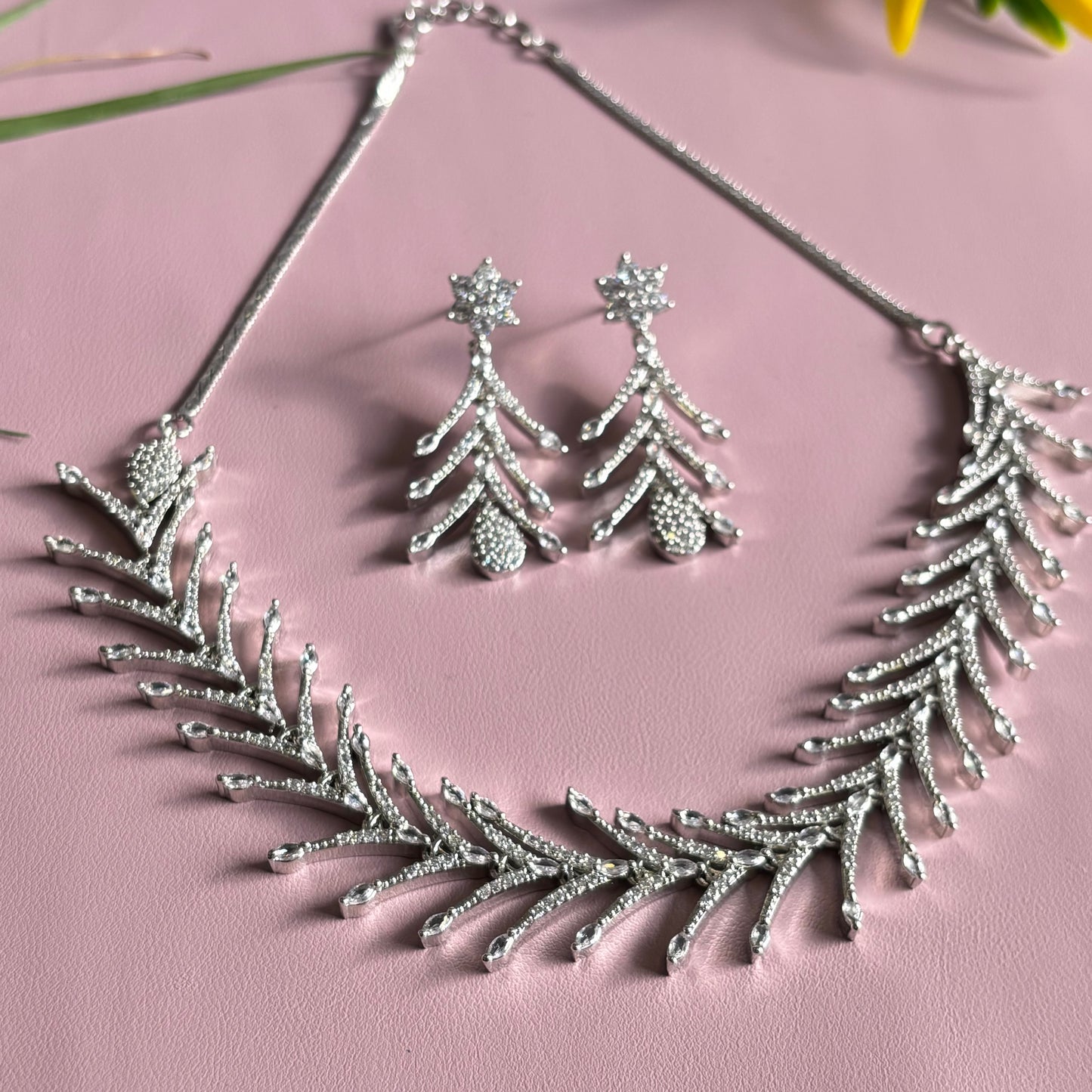 Crystal Pine AD Necklace