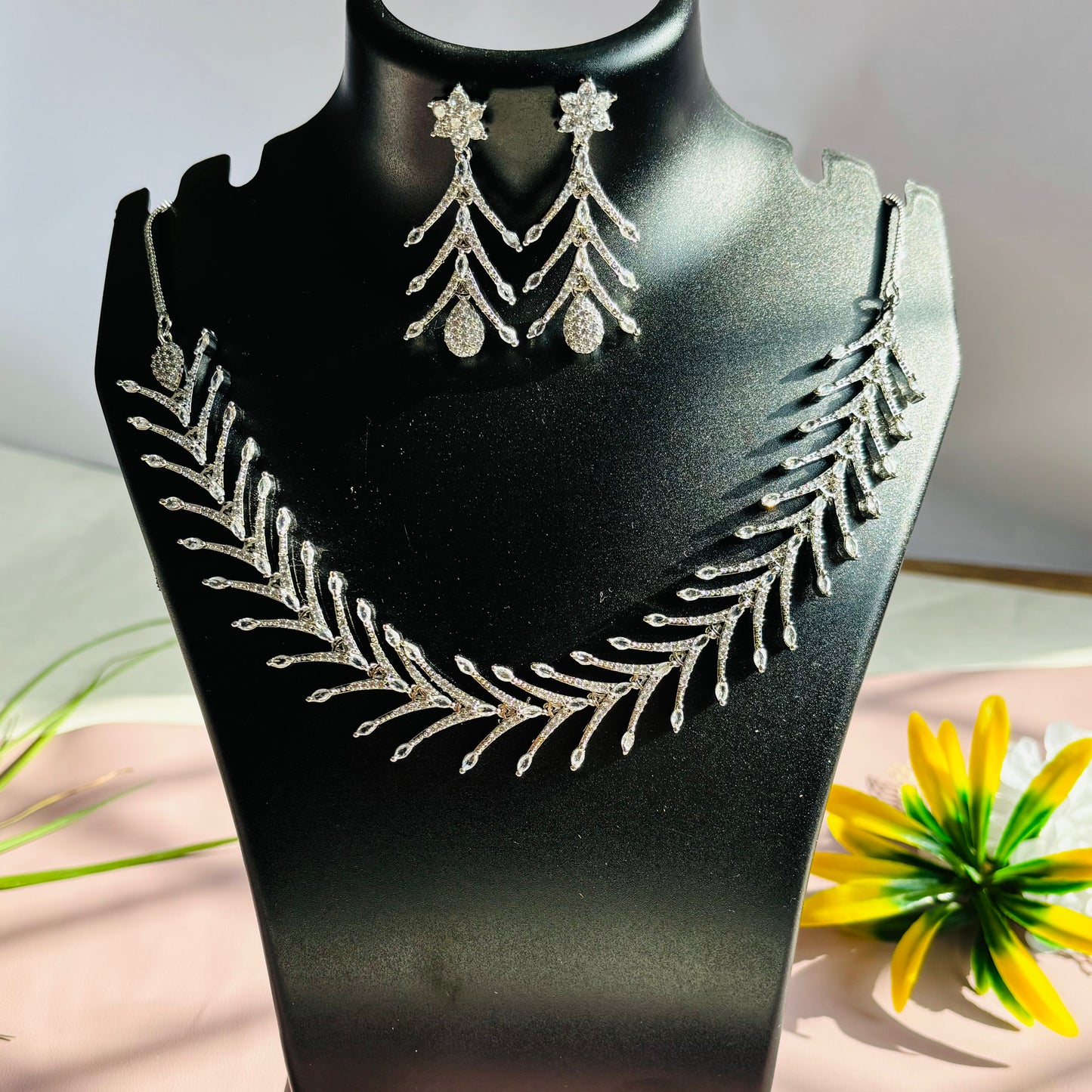 Crystal Pine AD Necklace
