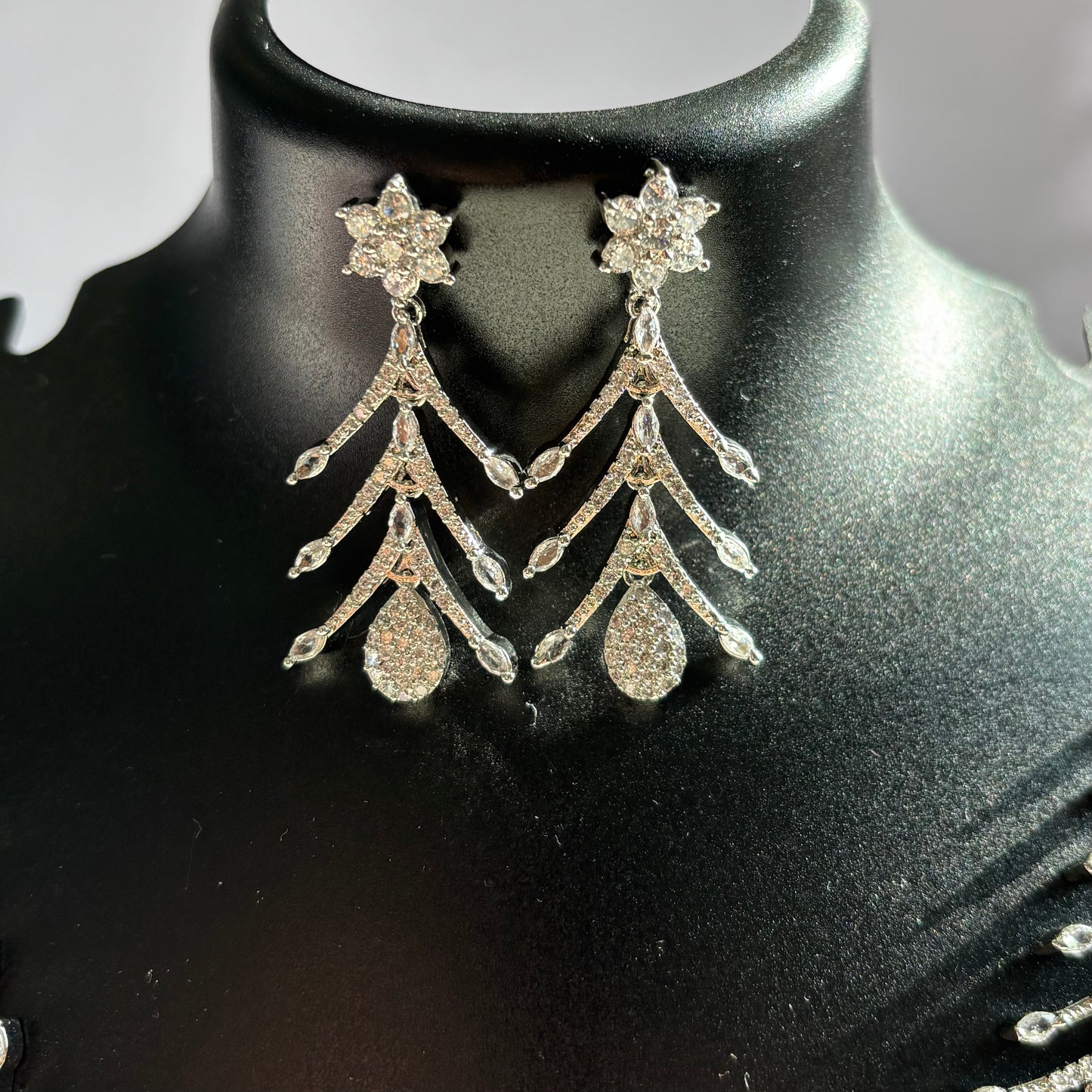 Crystal Pine AD Necklace