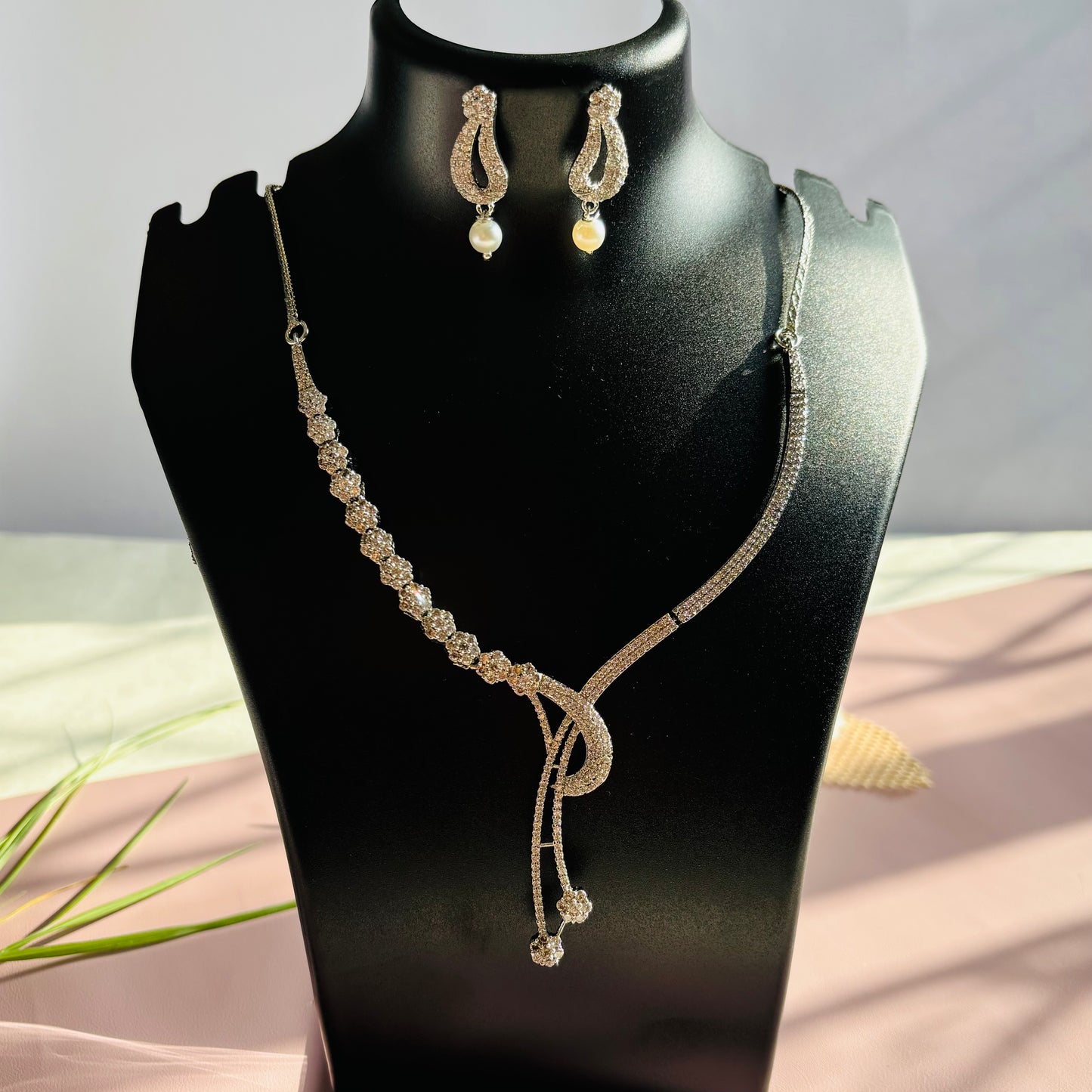 Eternal Loop AD Necklace
