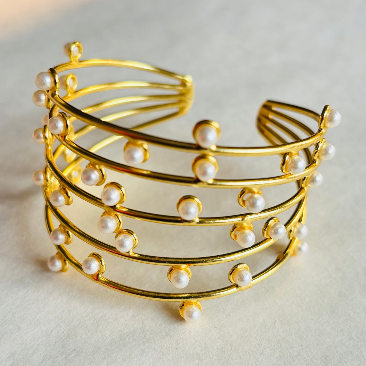 Golden Pearl Handcuff