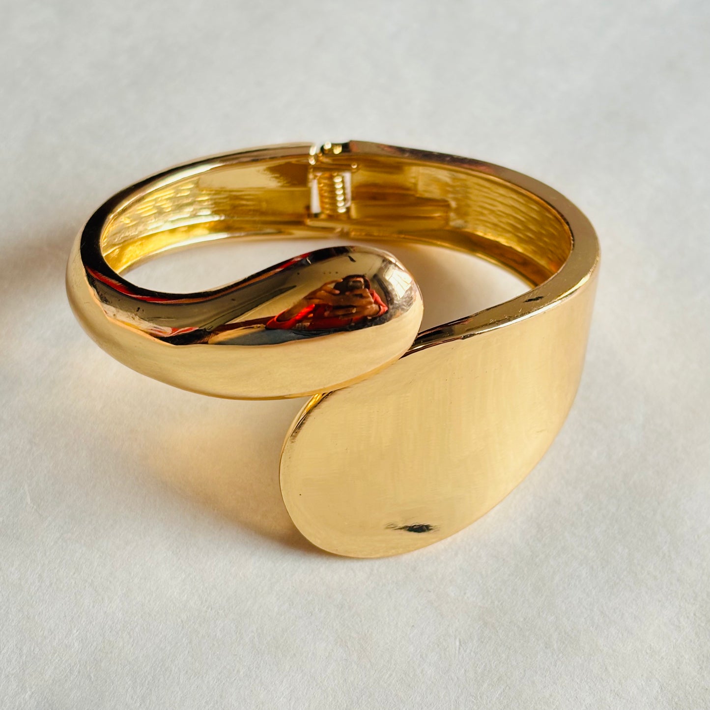 Noor Curve Cuff